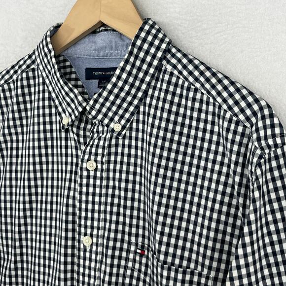 Tommy Hilfiger | Shirts | Tommy Hilfiger Shirt Men L Gingham Check ...